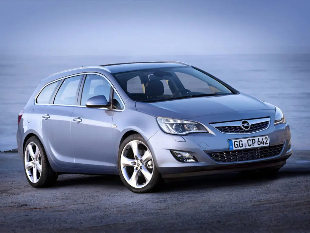 Opel Astra (P10) 4 поколение, универсал (09.2010 - 08.2012)